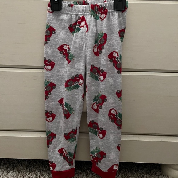 Pajama Set - Picture 2 of 5